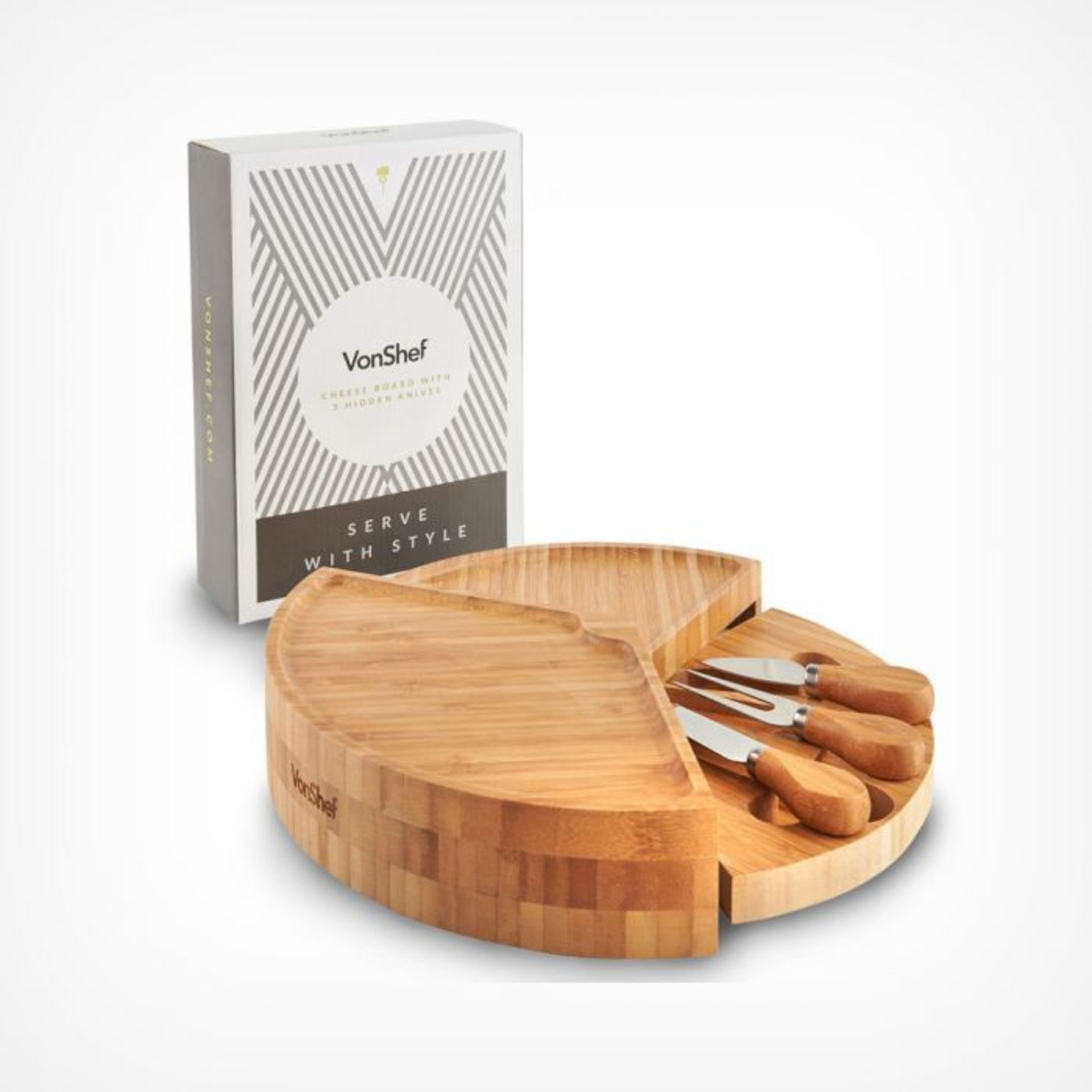 (NN26) Cheese Board with Knives Entertain in style with this hard-wearing 100% bamboo wood che... - Image 2 of 4