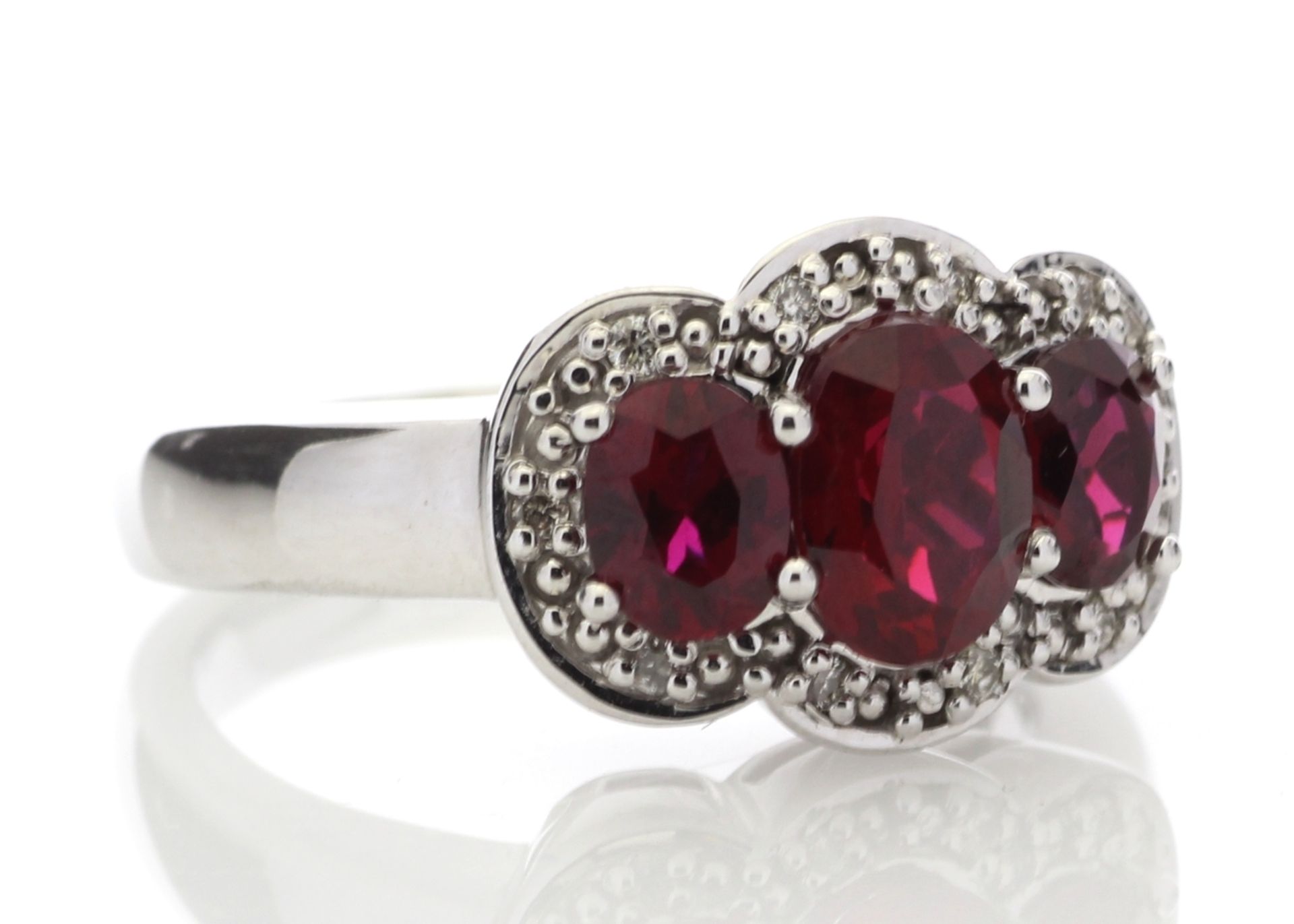 9ct White Gold Created Ruby Diamond Cluster Ring 0.08 Carats - Image 4 of 5