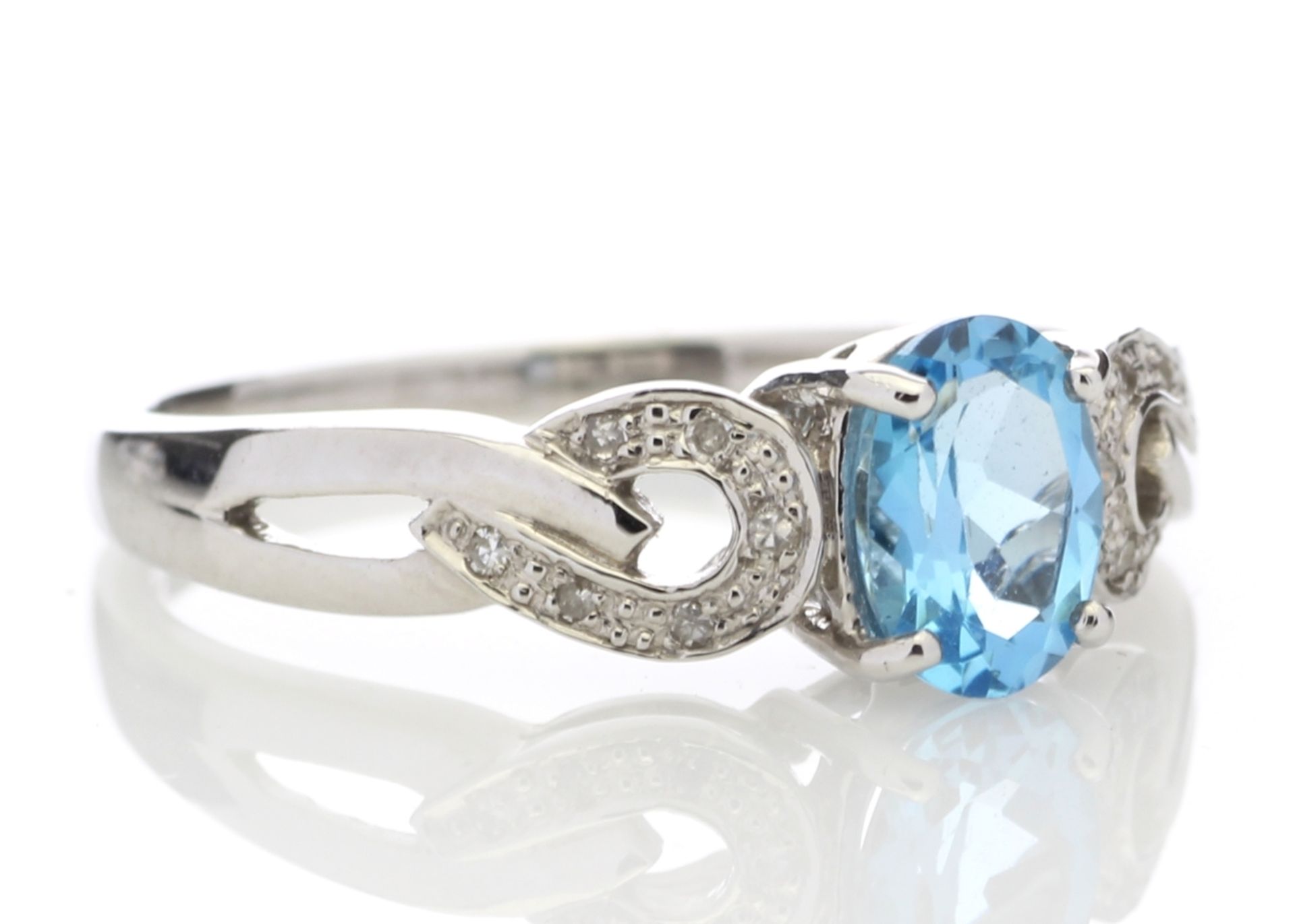 9ct White Gold Diamond And Blue Topaz Ring 0.05 Carats - Image 4 of 6