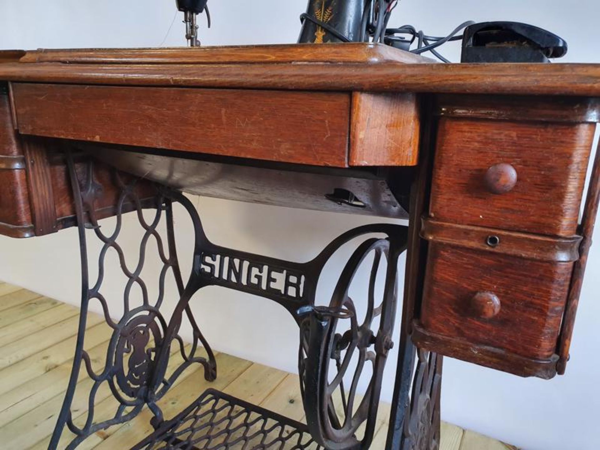 Sewing Machine Table - Image 5 of 6