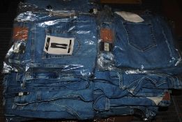 Job Lot Of Womens Jeans (Approx 39)