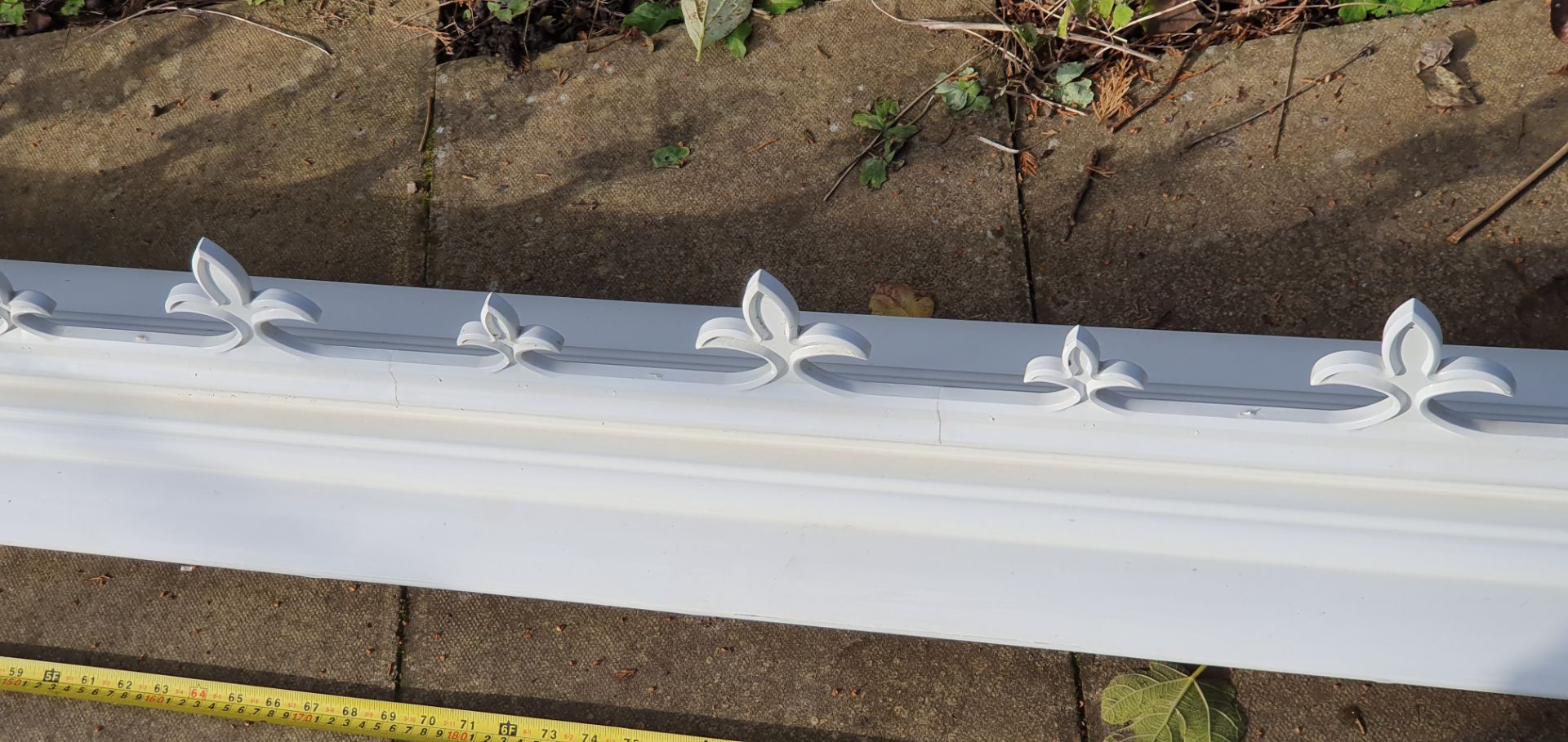 Conservatory Crest and Finials White 300cm Long x 36cm High - Image 8 of 9