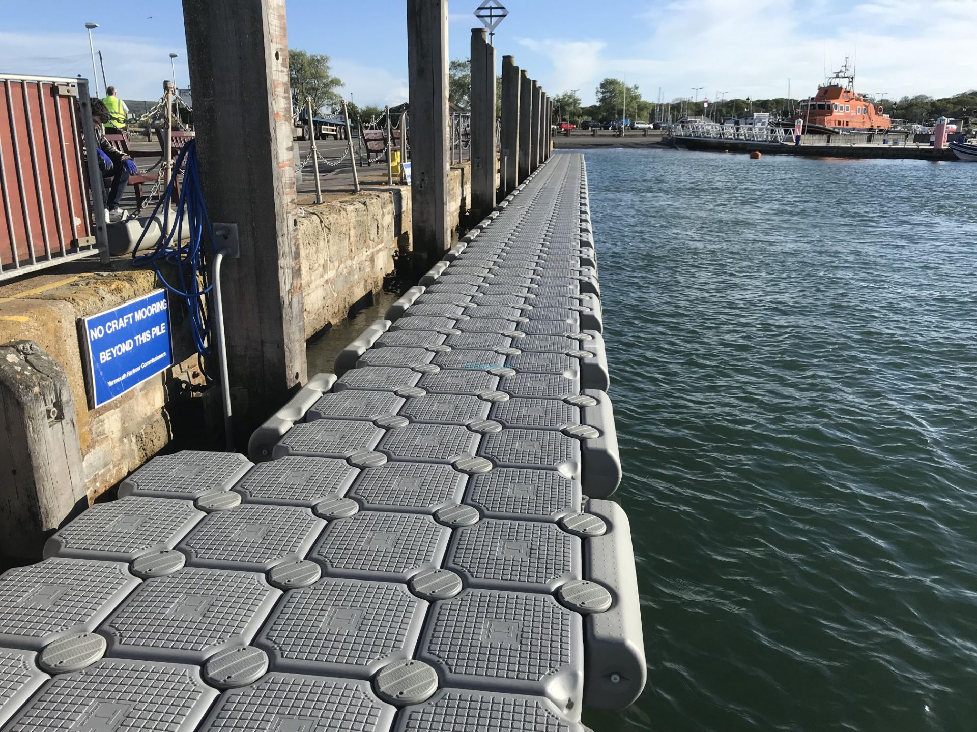 Tetradock Modular Pontoon Dock - Image 8 of 10