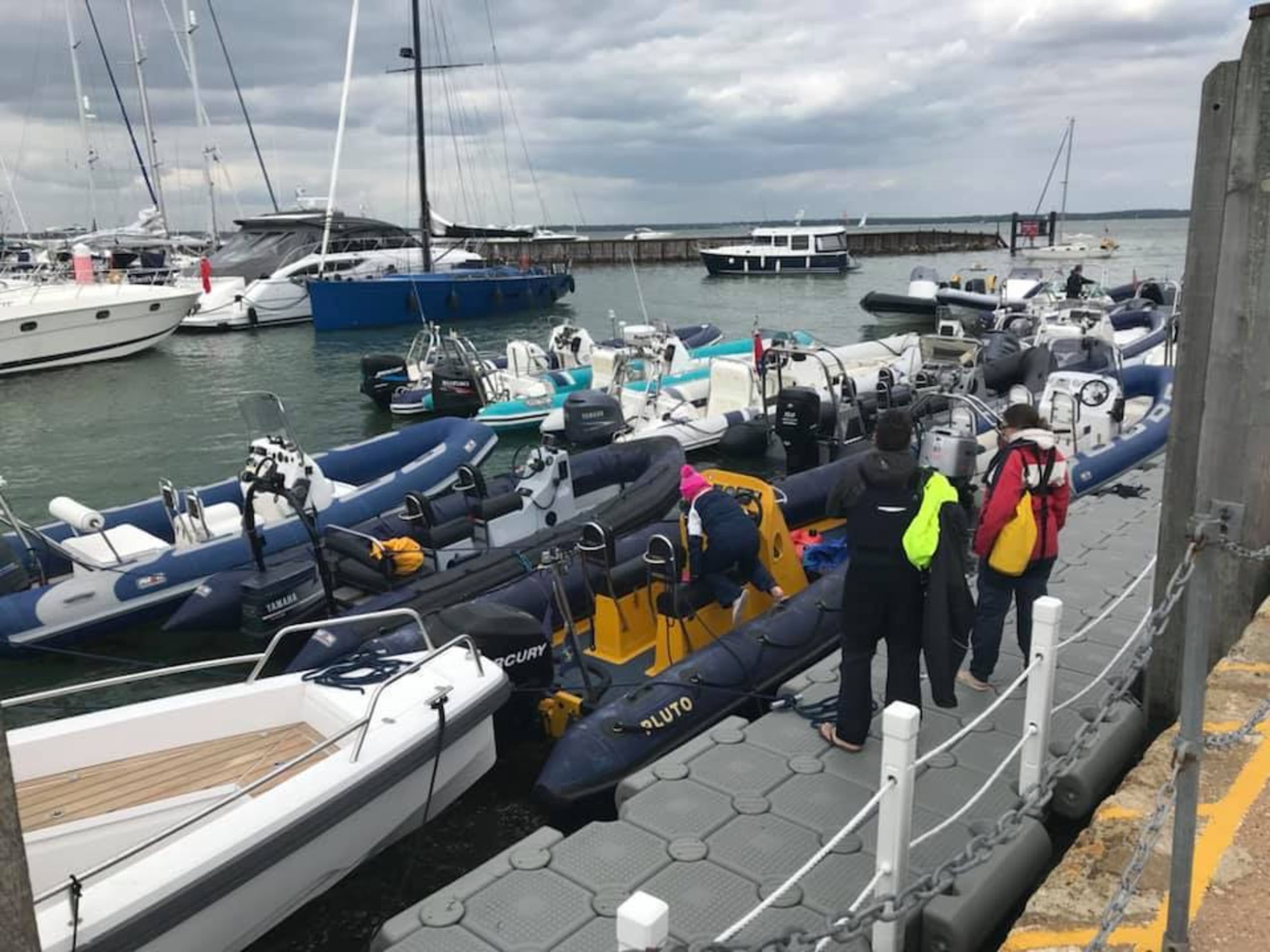 Tetradock Modular Pontoon Dock - Image 9 of 10