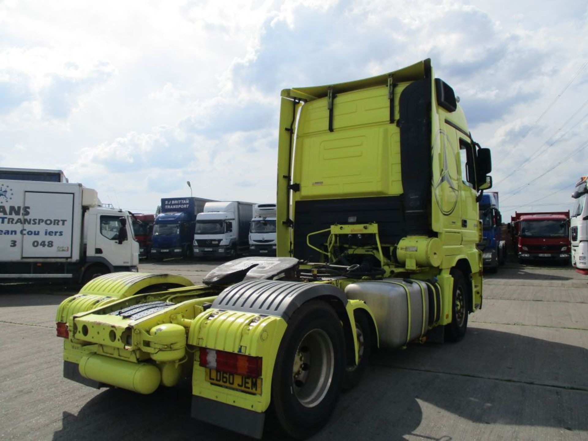 Mercedes 2455 Actros V8 6x2 Midlift Unit - Image 3 of 6