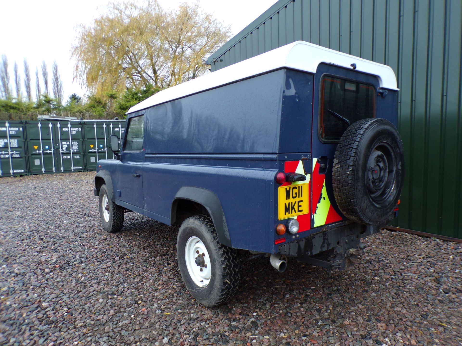 LAND ROVER DEFENDER 110 4WD 6 SPEED - Image 2 of 8