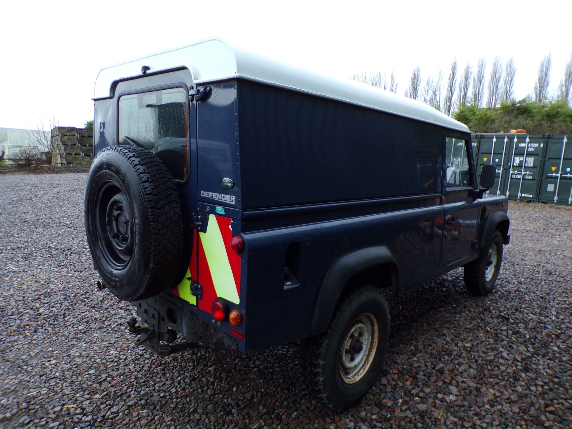 LAND ROVER DEFENDER 110 4WD 6 SPEED - Image 8 of 8