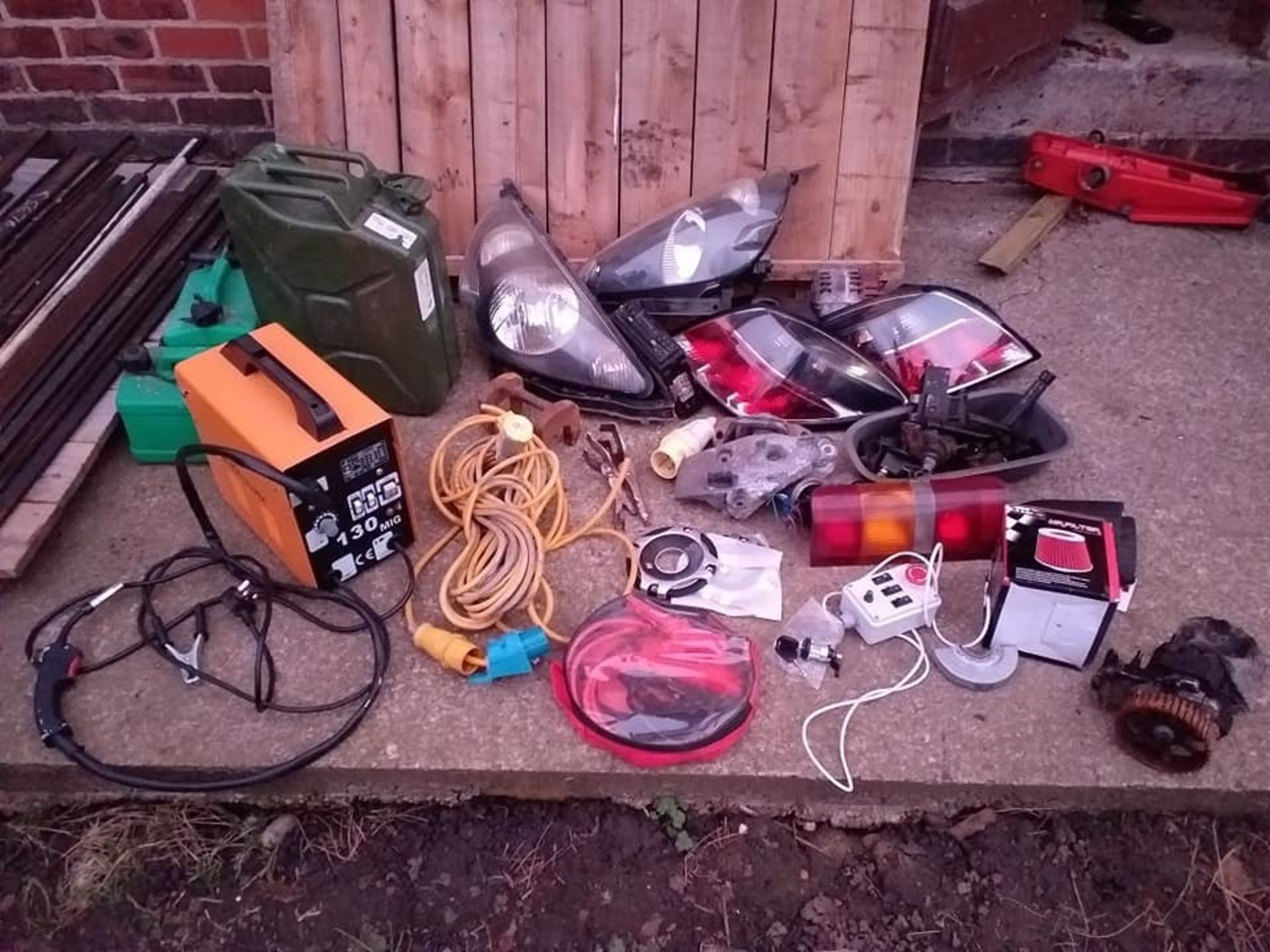 Garage joblot new mig welder with instructions car van parts