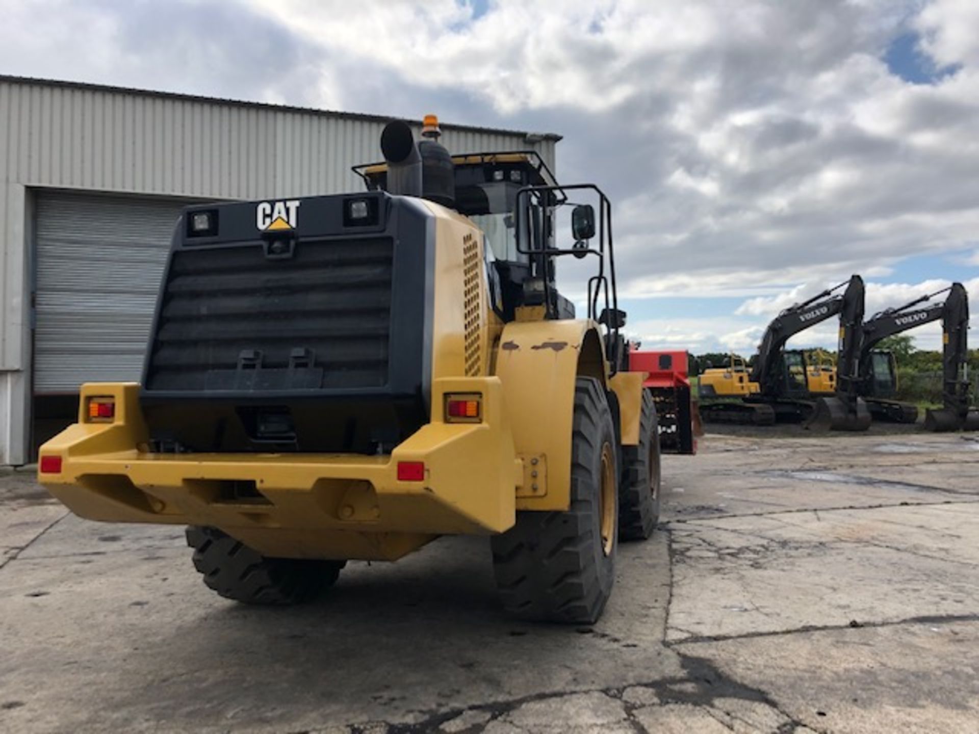 Cat 966K Wheeled Loader - Image 3 of 4