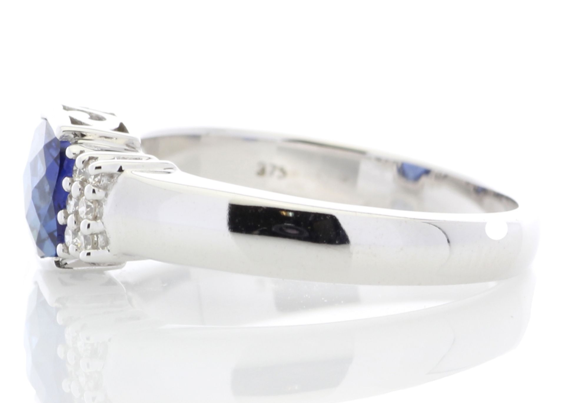 9ct White Gold Created Ceylon Sapphire Diamond Ring 0.08 Carats - Image 3 of 4