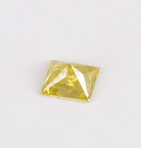 IGI Certified 0.06 ct. Yellow Diamond - AUSTRALIA - Image 4 of 4