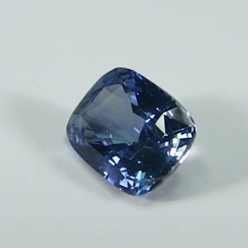 GIA Certified 2.17 ct. Untreated Blue Sapphire - BURMA - Image 3 of 5