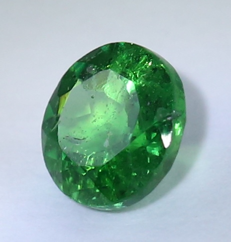 IGI Certified 0.86 ct. Tsavorite Garnet Untreated KENYA - Image 3 of 5