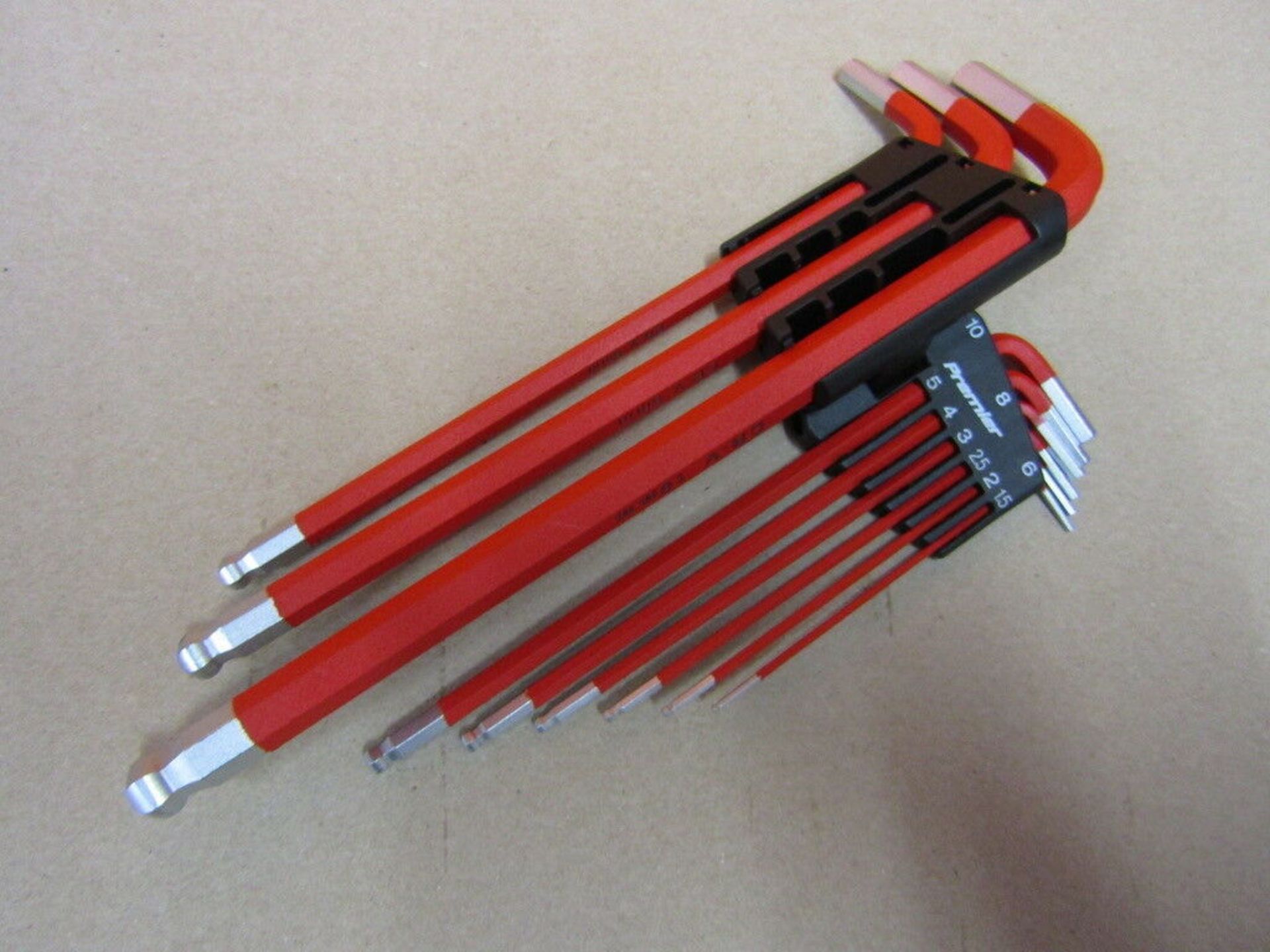 8 x Ball End Hex Key Set. 9pc Anti Slip, Extra Long, Metric. 1.5mm-10mm no vat on hammer.You will - Image 3 of 8