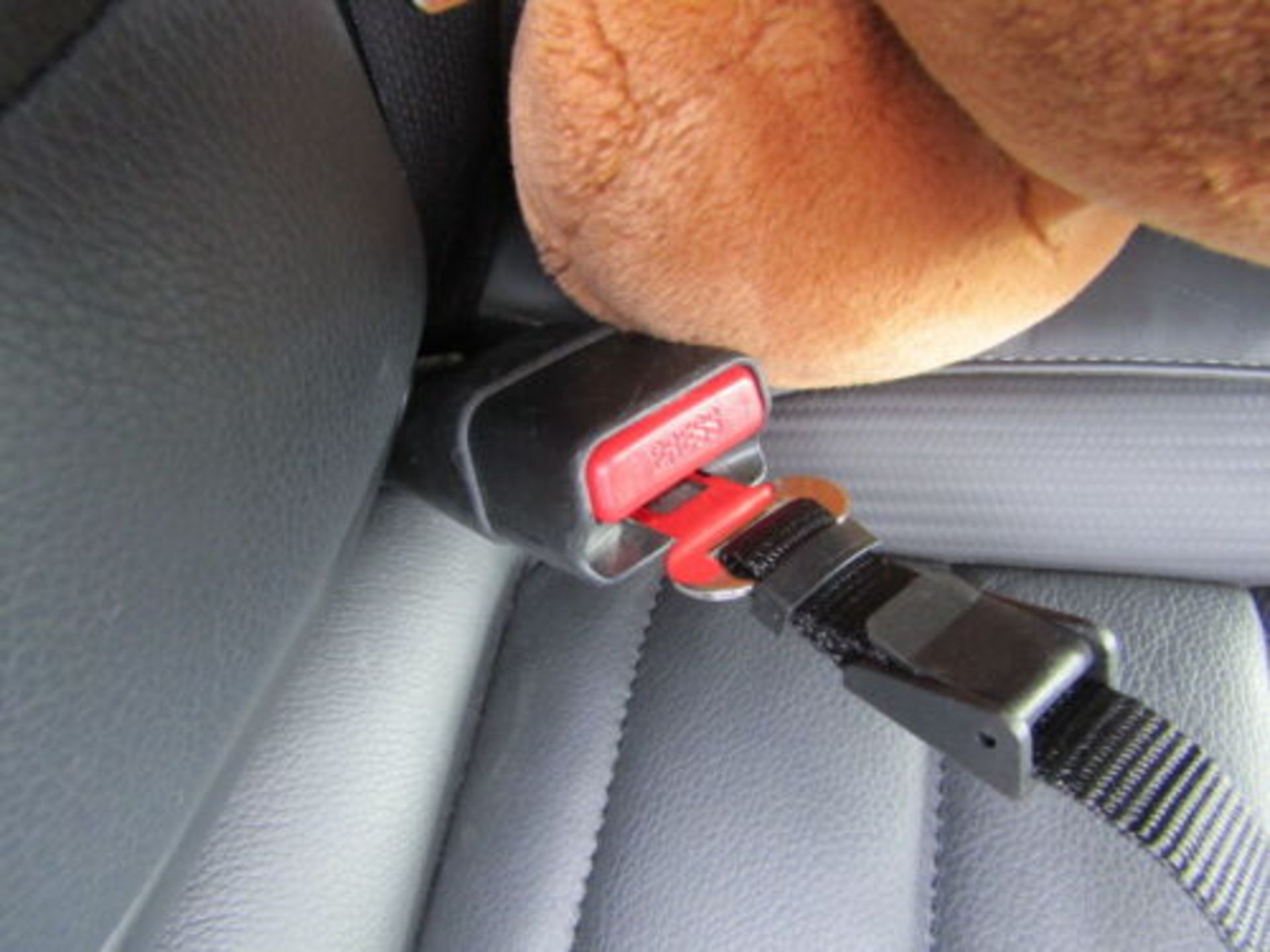 20 x Pet safe. kokoba car seat belt for dogs. UK Car Seat Belt Fitting. no vat on hammer.You will - Image 4 of 4