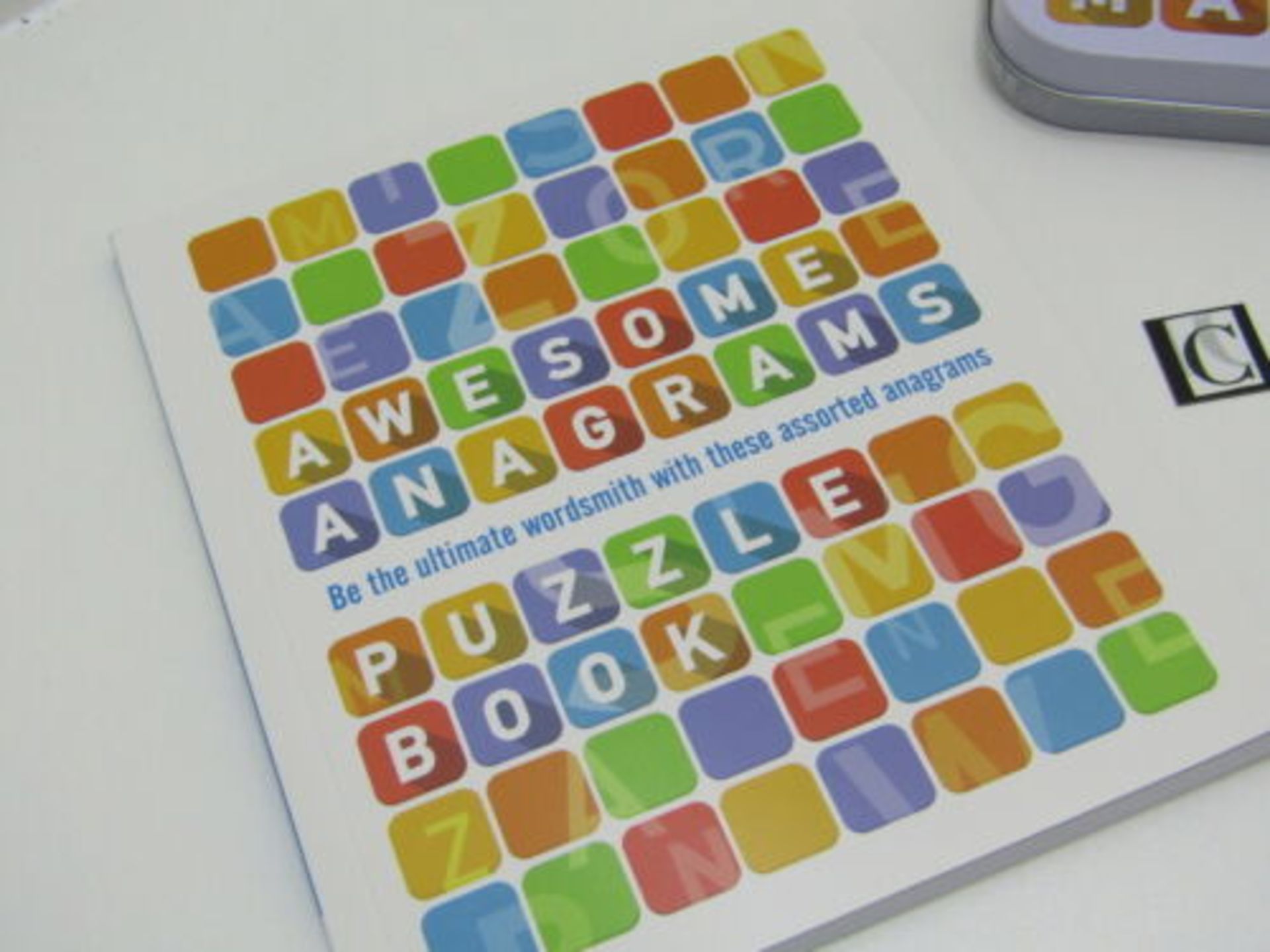 24 x Awesome Anagrams Puzzle Book & Magnet Set. Game. no vat on hammer.You will get 24 of these. - Image 5 of 5