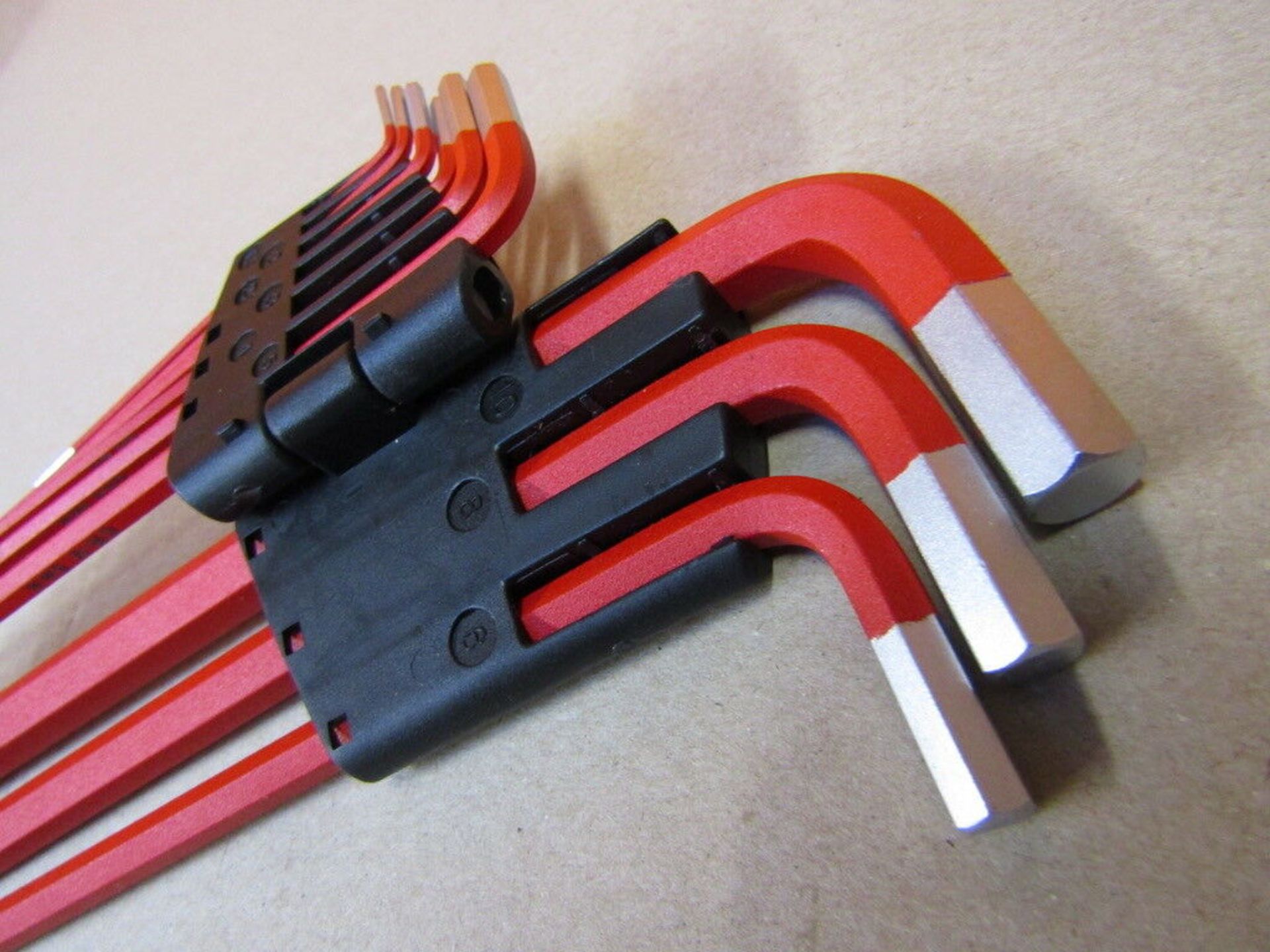 8 x Ball End Hex Key Set. 9pc Anti Slip, Extra Long, Metric. 1.5mm-10mm no vat on hammer.You will - Image 7 of 8