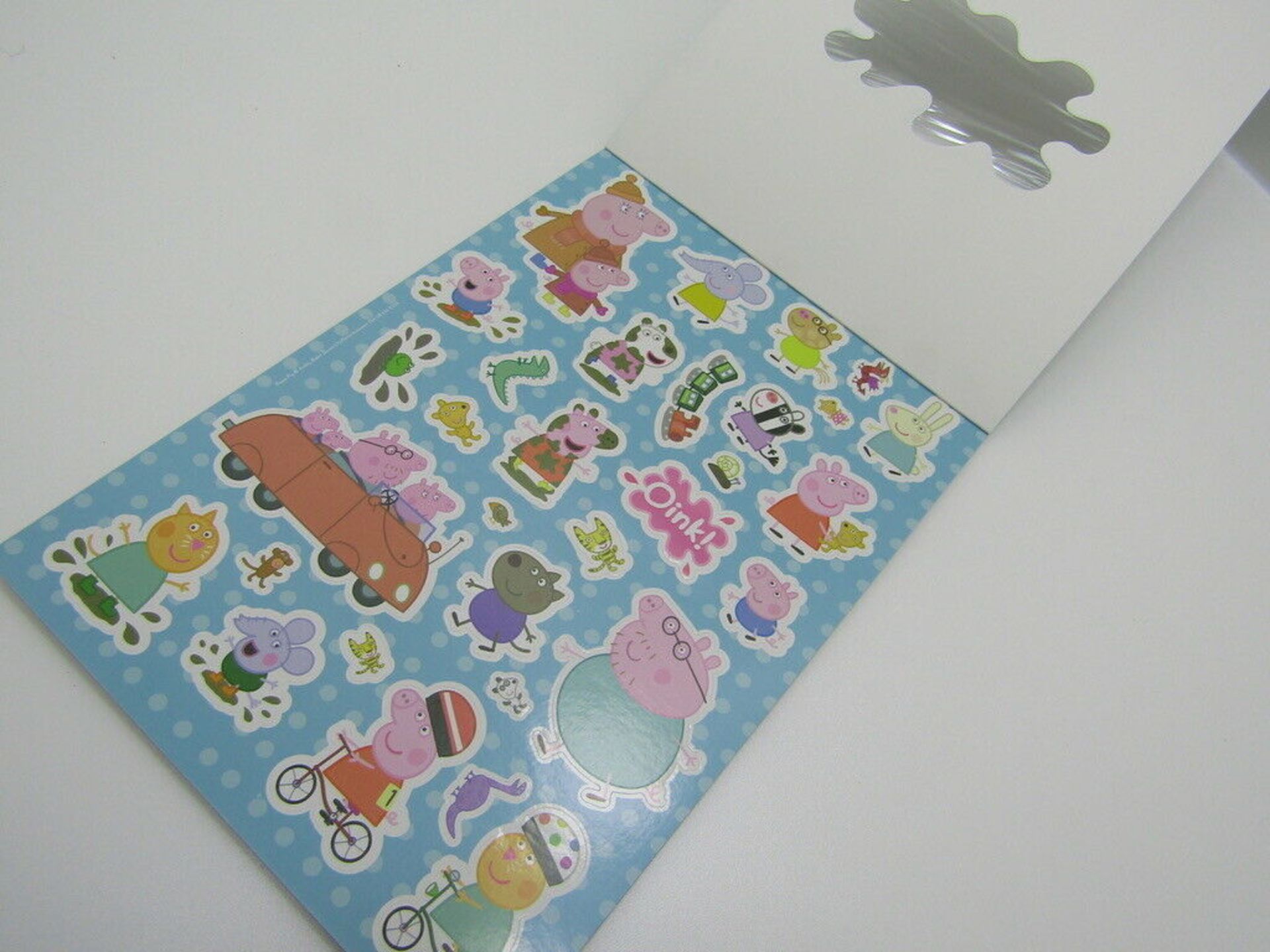 15 x Peppa Pig Sticker Pad. RRP £3.99 no vat on hammer.You will get 15 of these.Over 30 Stickers - Image 3 of 4