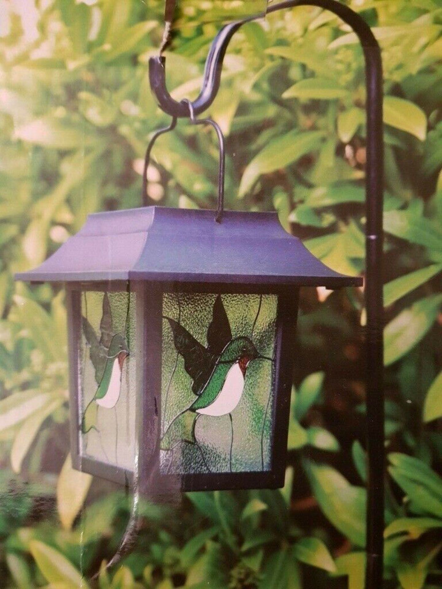 6 x Solar powered humming bird stained glass lantern. LED. Garden Light no vat on hammer.You will - Image 4 of 4