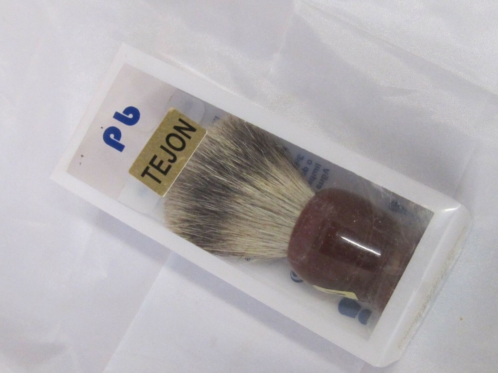 4 x Shaving Brush with Badger Hair. Made by Pb. no vat on hammer.You will get 4 of these.Good - Image 4 of 4