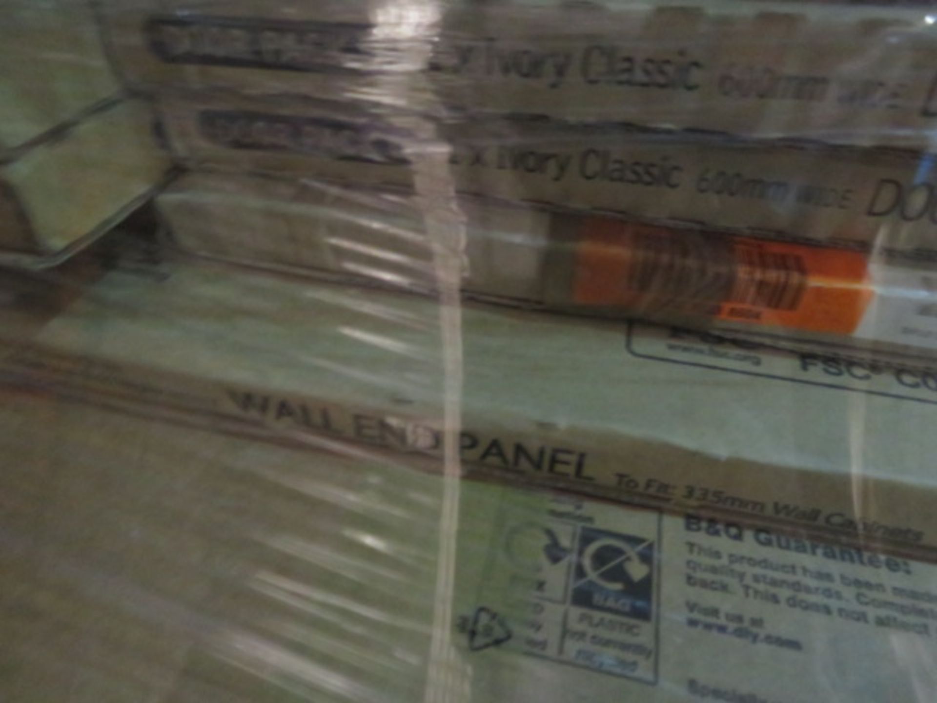 (BQ17) PALLET TO CONTAIN A LARGE QTY OF VARIOUS NEW KITCHEN STOCK TO INCLUDE: IVORY CLASSIC DOO... - Image 3 of 3