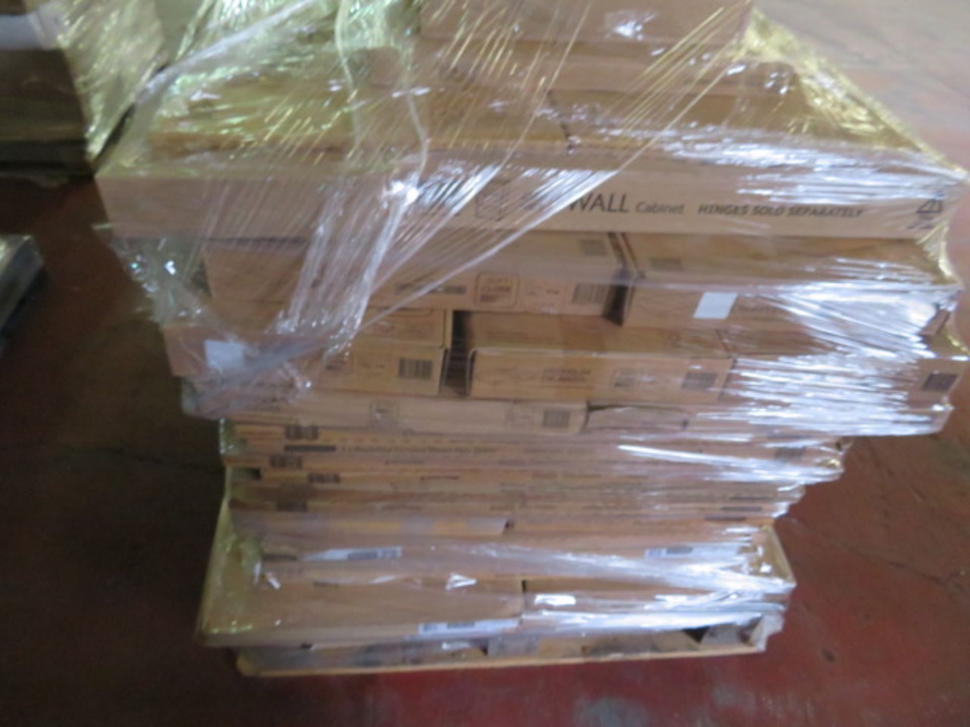 (BQ2) PALLET TO CONTAIN A LARGE QTY OF VARIOUS NEW KITCHEN STOCK TO INCLUDE: PREMIUM DRAWER PAC... - Image 4 of 5