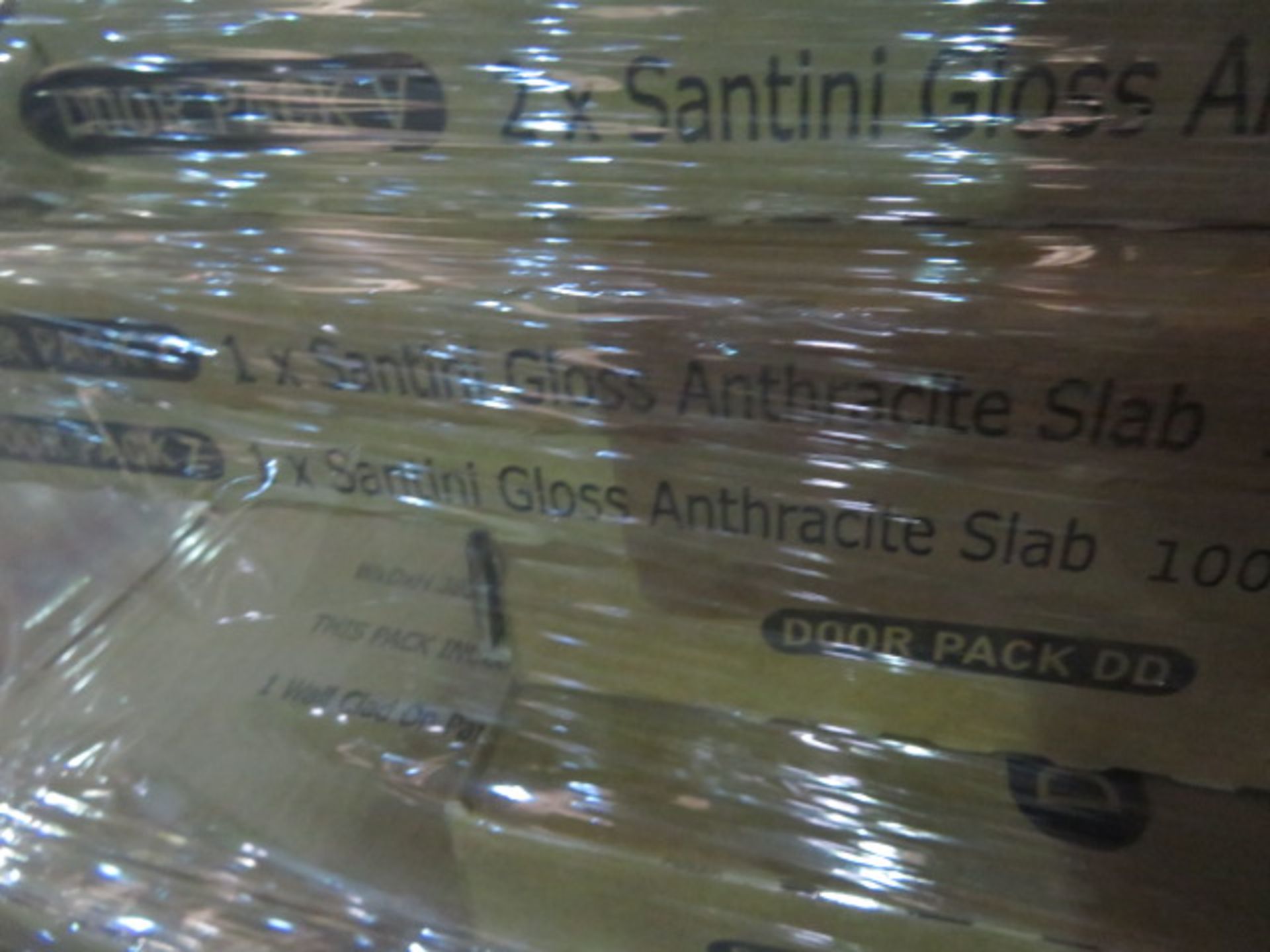 (BQ18) PALLET TO CONTAIN A LARGE QTY OF VARIOUS NEW KITCHEN STOCK TO INCLUDE:SANTINI ANTHRACITE... - Image 4 of 4