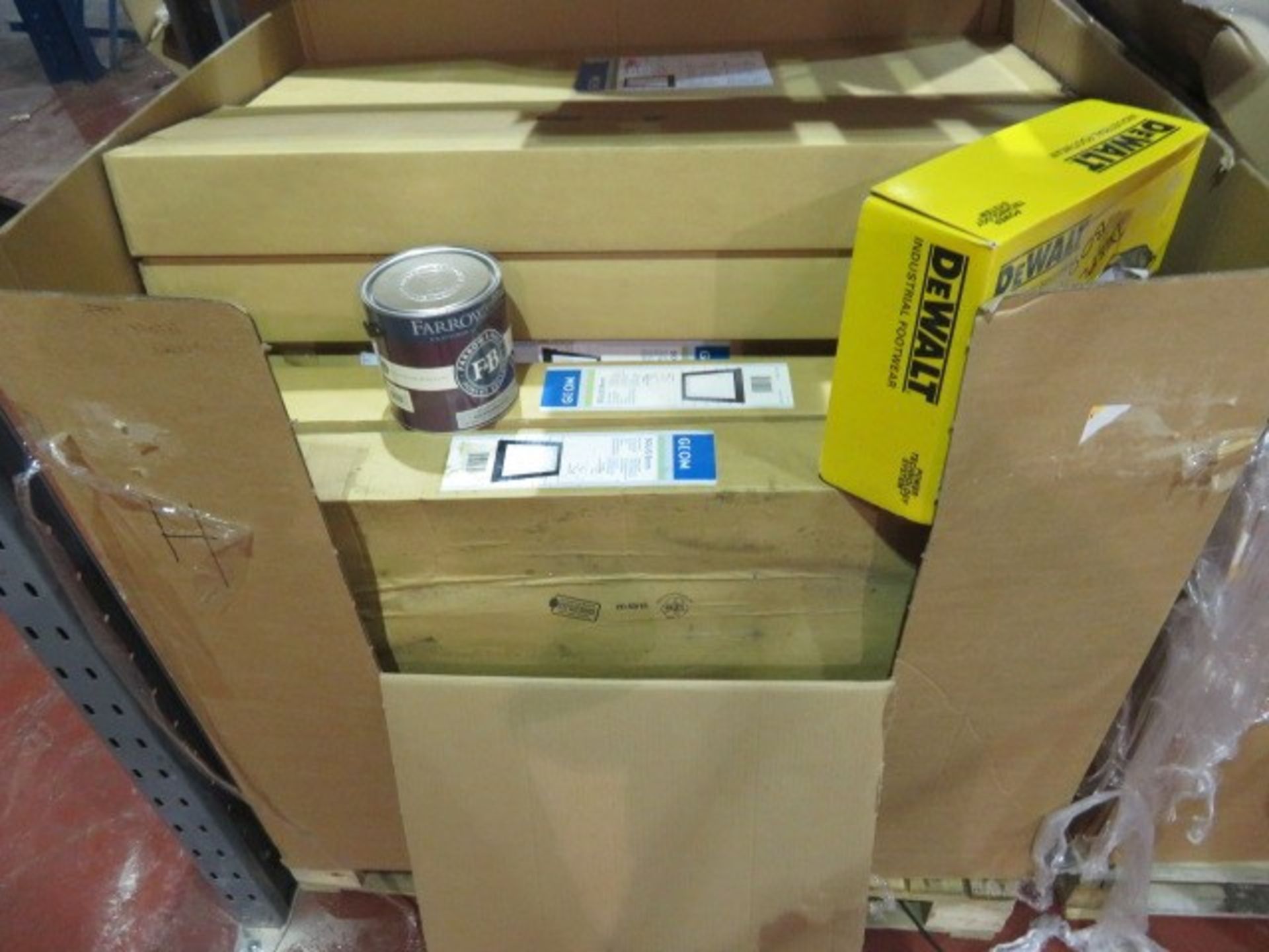 (D) LARGE PALLET OF VARIOUS NEW STOCK TO INCLUDE: LARGE QTY GLOM SOLIS 8MM SLATE FLASHING, FARR... - Image 3 of 3