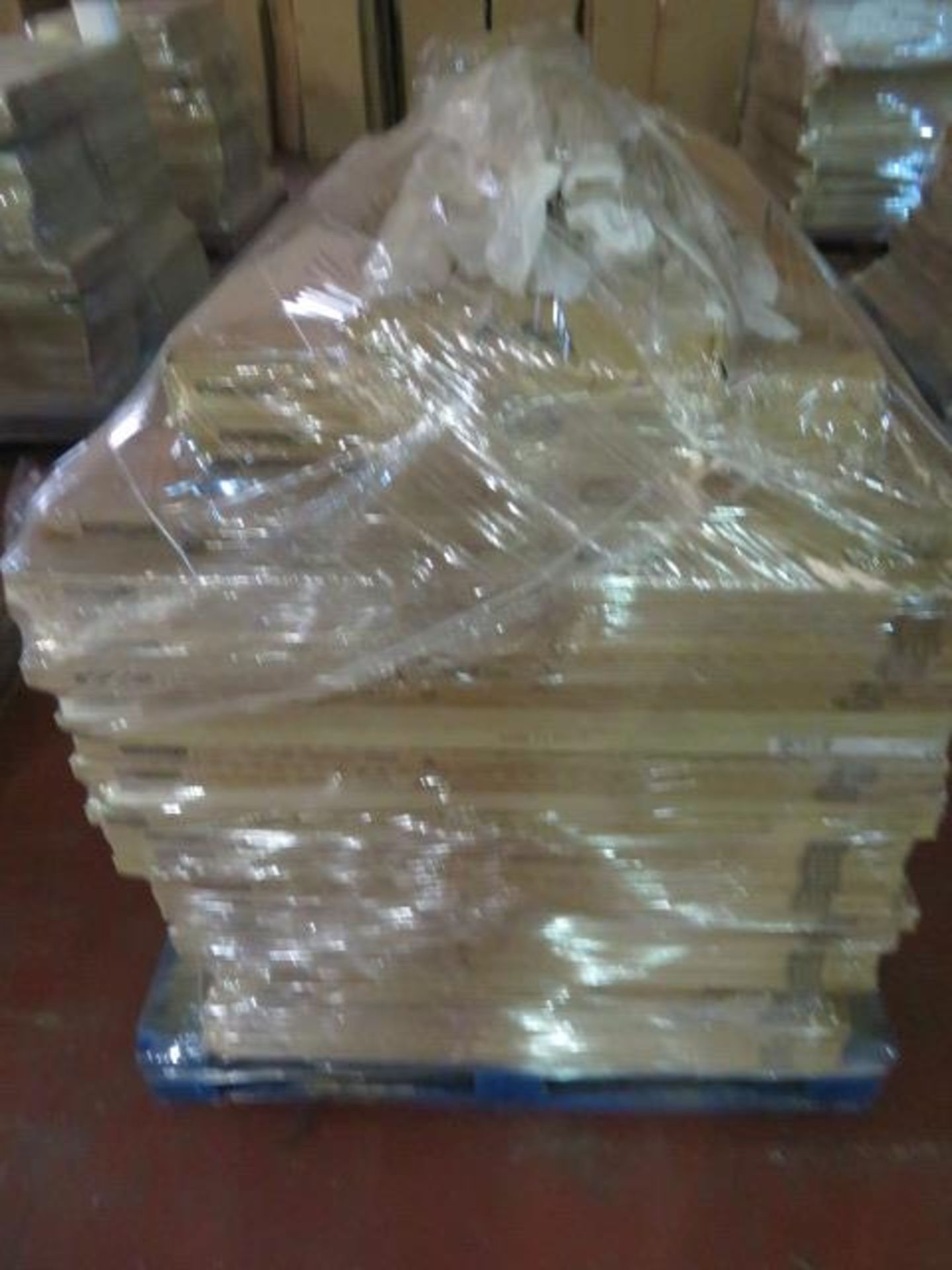 (BQ6) PALLET TO CONTAIN A LARGE QTY OF VARIOUS NEW KITCHEN STOCK TO INCLUDE: GLOSS CREAM DOORS,... - Image 2 of 4