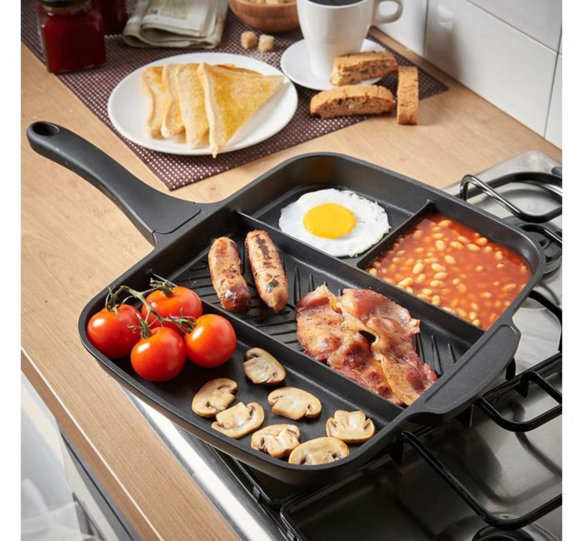 (K14) Multi Section Frying Pan Four sections means you can cook multiple foods simultaneously ... - Image 3 of 4