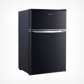 (S339) 85L Fridge Freezer Fridge and freezer capacity for practical food storage Energy ratin...