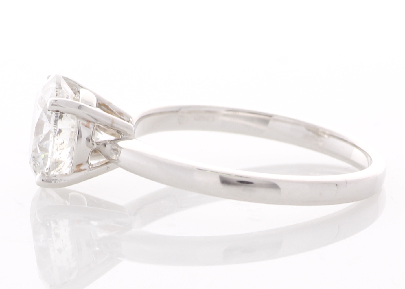 18ct White Gold Single Stone Prong Set Diamond Ring 2.01 Carats - Image 2 of 5
