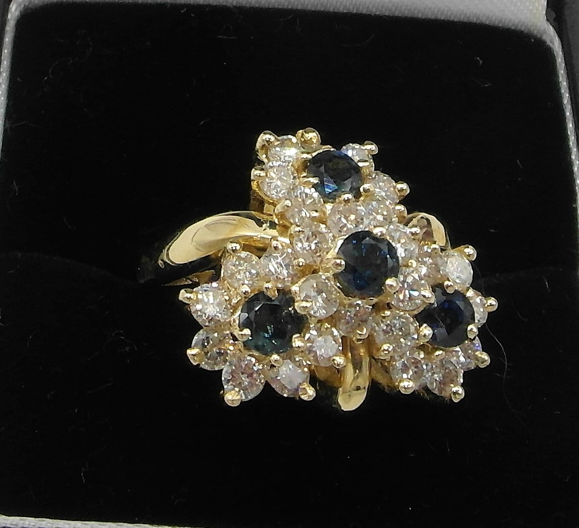 14ct YELLOW GOLD 4 PIECE SAPPHIRE & DIAMOND RING SET - Image 3 of 8