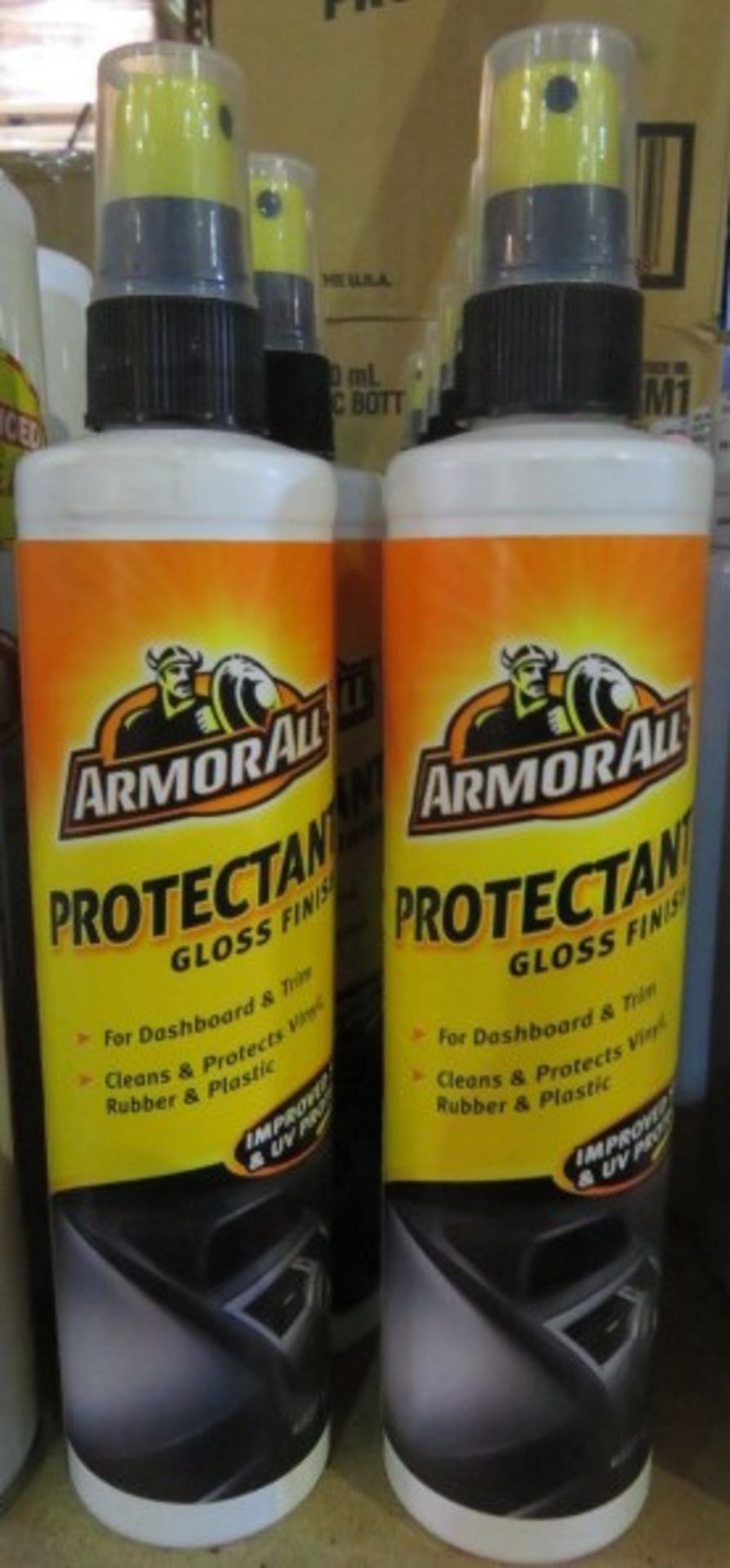 12x ArmourAll Protectant Gloss Finish, For Dashboard and trim .300ml. Cleans and protects vinyl...