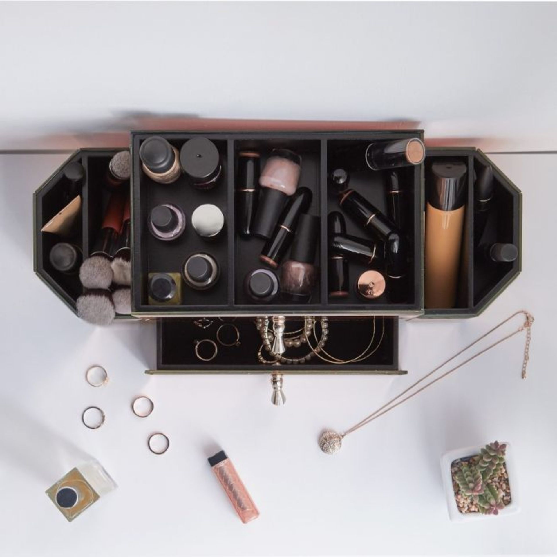 (V21) Rose Gold 2 Drawer Mirrored Makeup Organiser This super stylish organiser with a mirrore... - Image 4 of 4