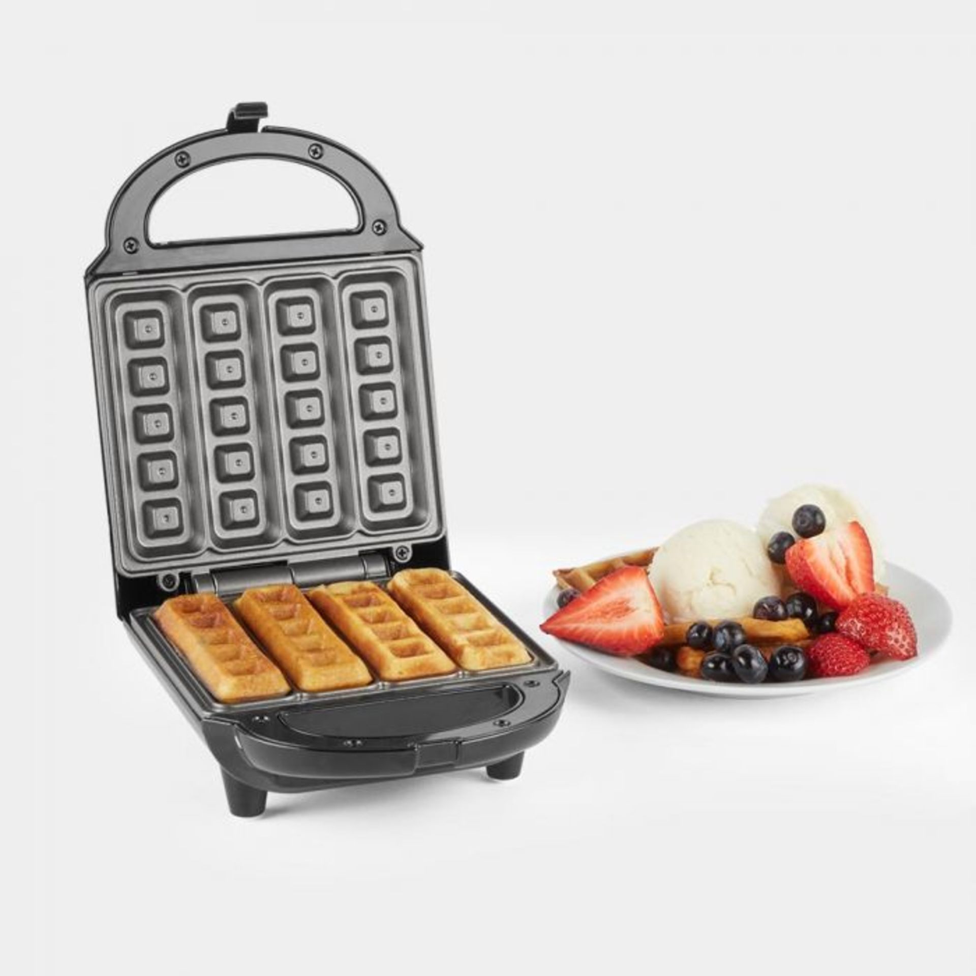 (NN123) 500W Non-Stick Waffle Maker Non-stick plates are easy to clean and prevent waffles sti... - Image 2 of 4