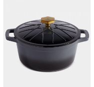 (X24) Black 3.8L Cast Iron Casserole Dish. Perfect for casseroles, soups, rice dishes, stews, b...