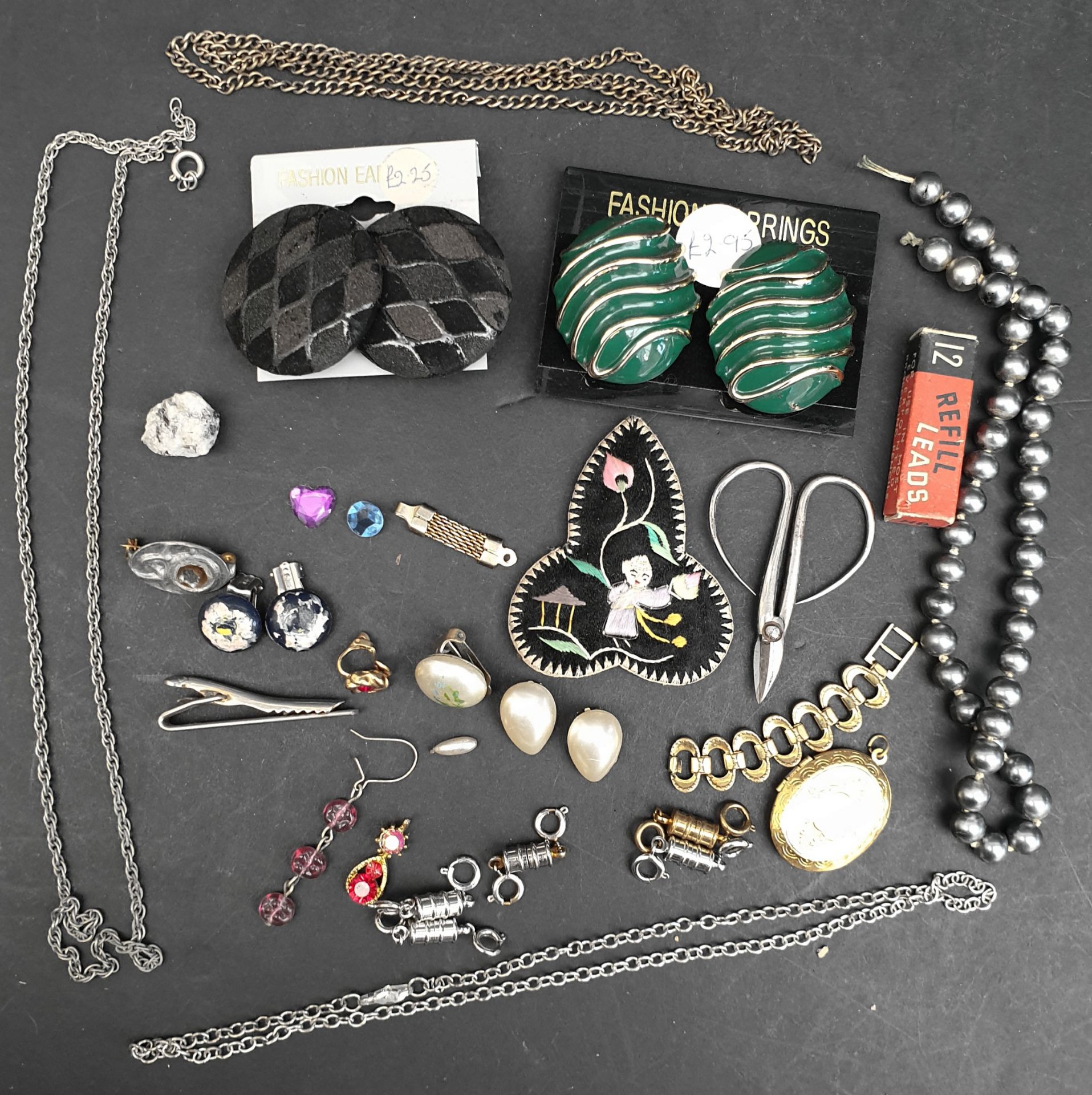 Parcel of Costume Jewellery