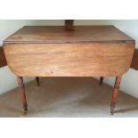 Antique Furniture Pembroke 2 Leaf Table