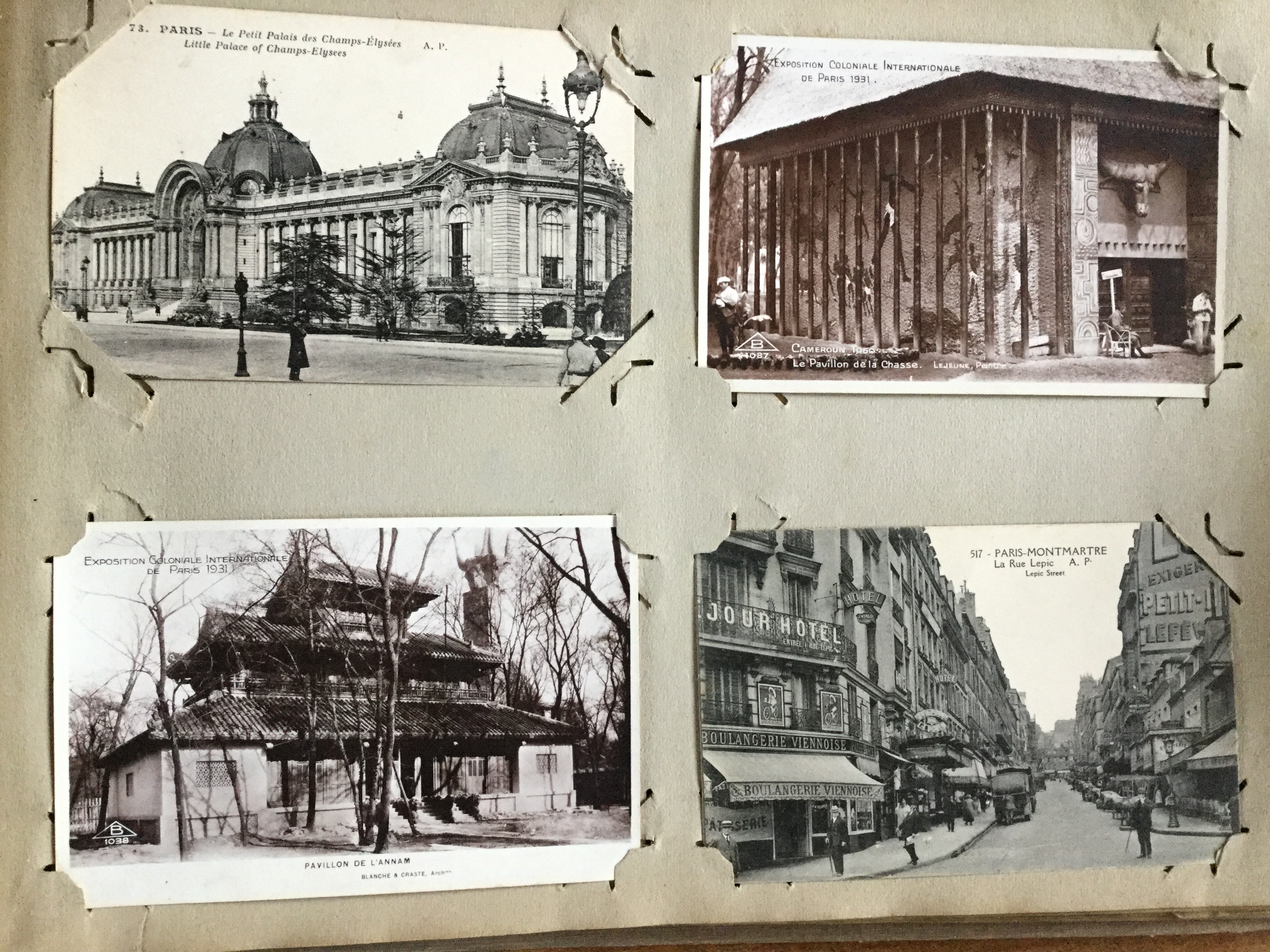 Vintage Collectors post card book Carte Postales French paris - Image 91 of 129