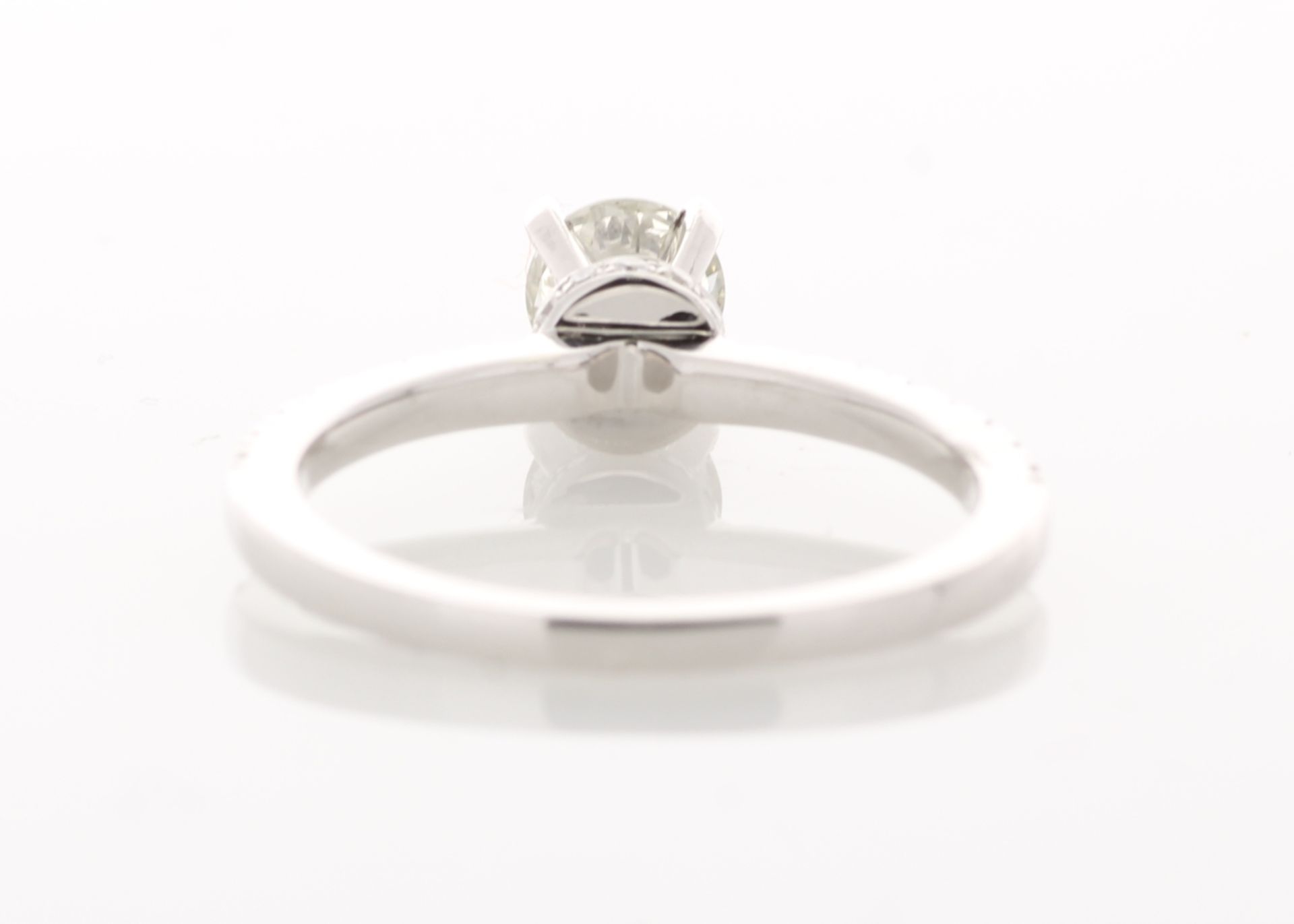 18ct White Gold Single Stone Prong Set With Stone Set Shoulders Diamond Ring (0.50) 0.73 Carats - Image 4 of 6