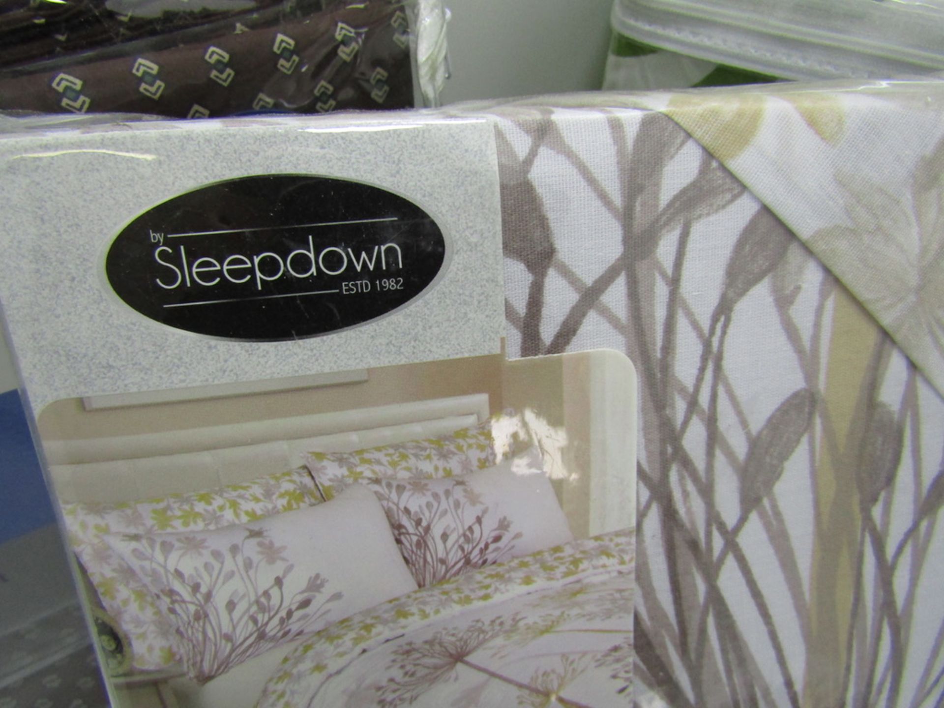 6 x Bed Sheet Sets - Image 5 of 7