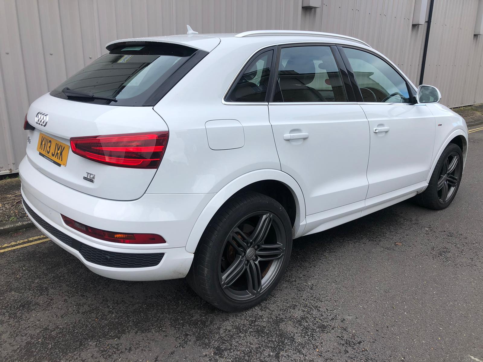 Audi Q3 S-Line. 2013/13 Reg. 45,000 miles. MOT 25th November 2020. This car is in perfect condition. - Image 11 of 23