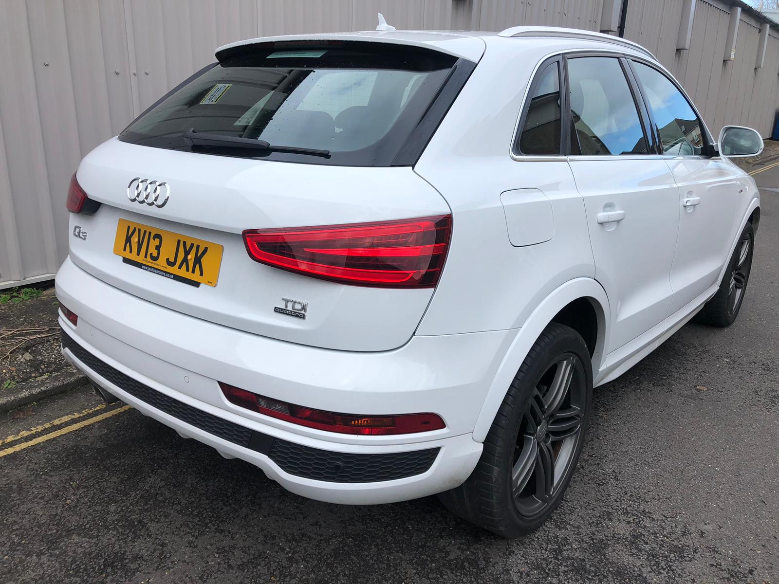 Audi Q3 S-Line. 2013/13 Reg. 45,000 miles. MOT 25th November 2020. This car is in perfect condition. - Image 10 of 23