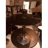 1x Large round veneer table