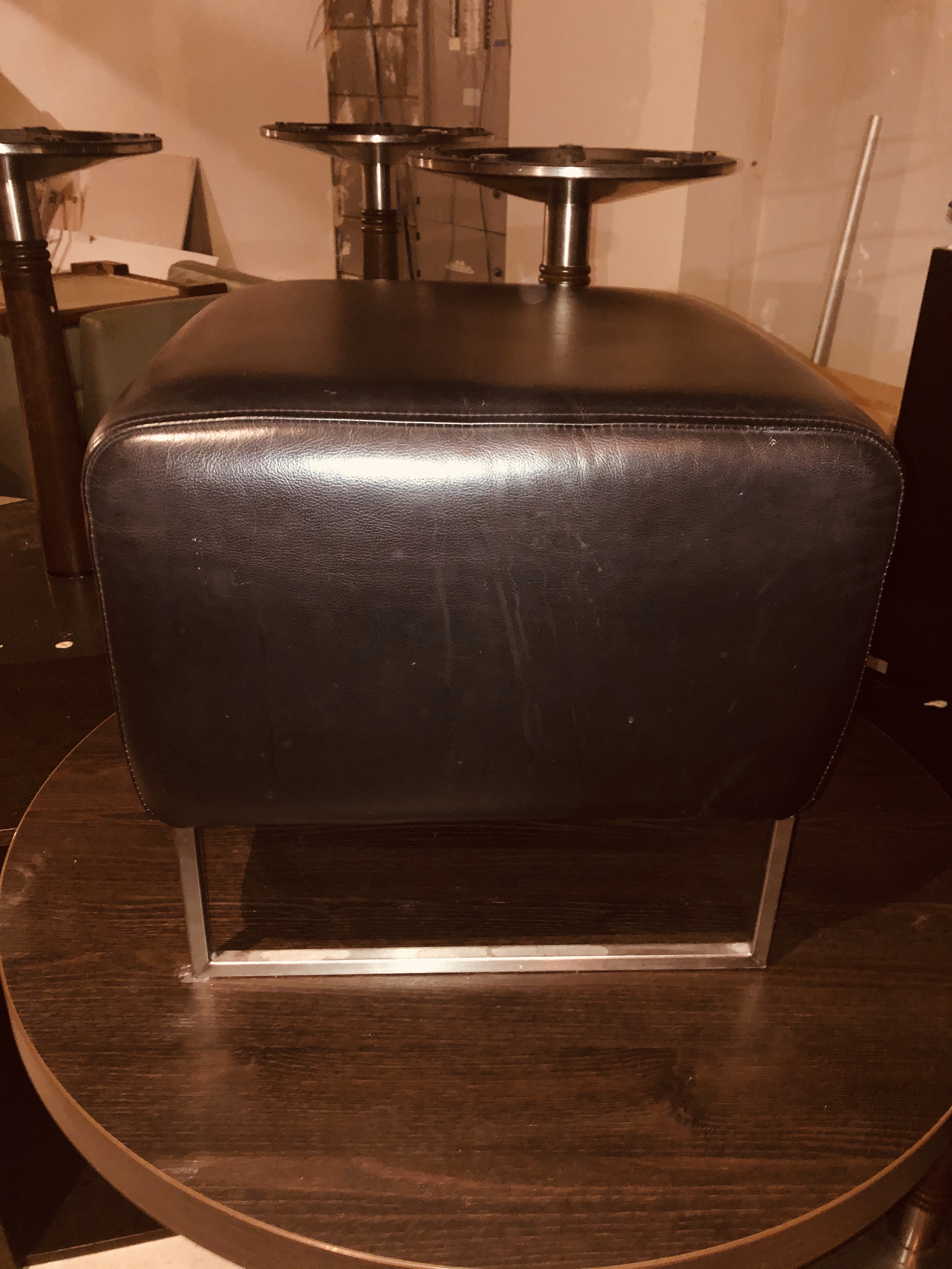 1x small black leather foot stool - Image 2 of 3