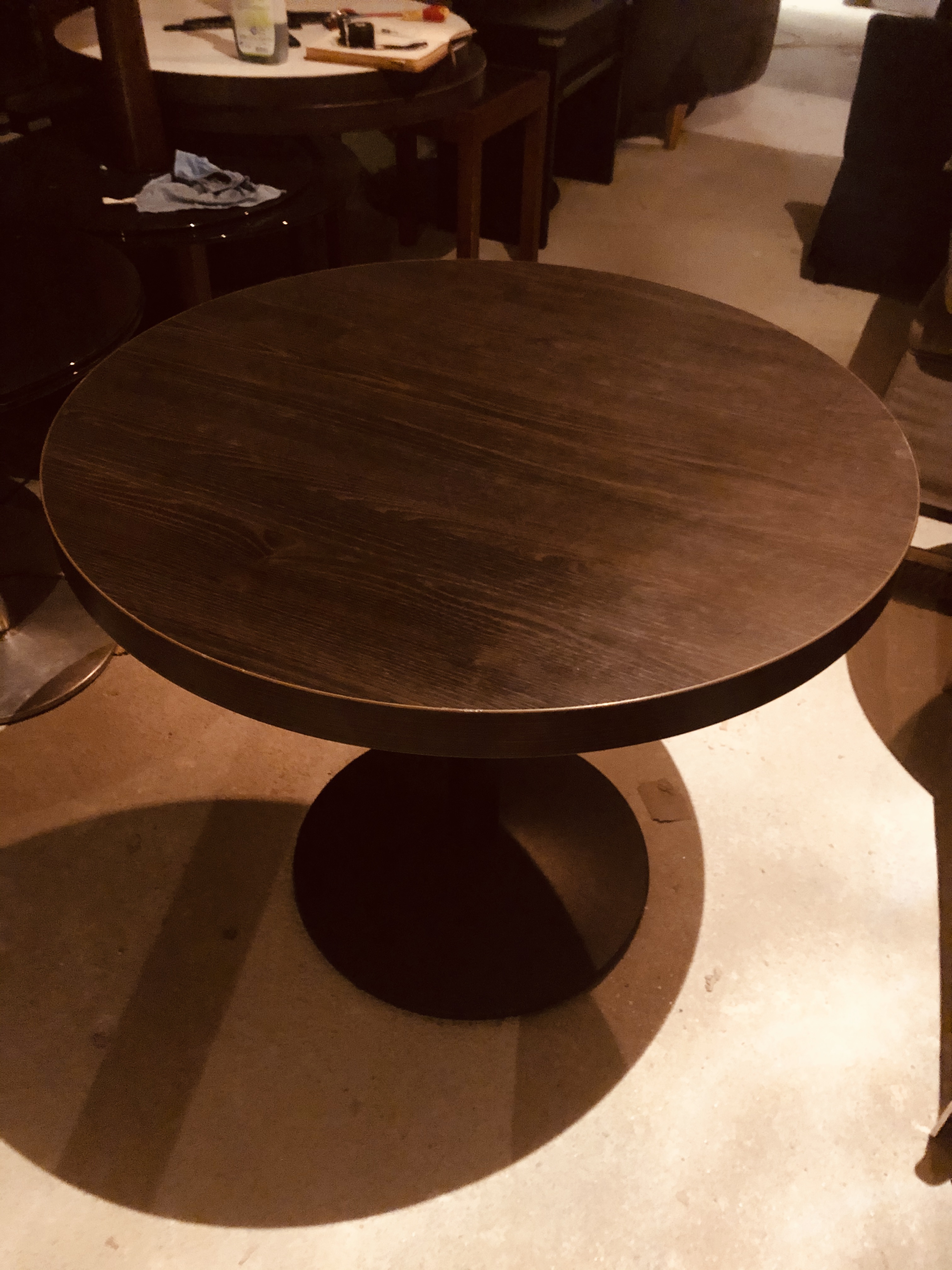 1x Small round veneer table - Image 3 of 3