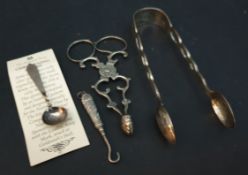 Vintage Parcel of Sterling Silver Sugar Nips, Spoon & Button Hook