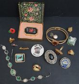 Parcel of Assorted Costume Jewellery & Badges