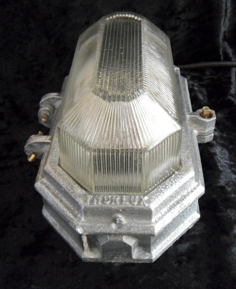 Industrial Art Deco Vintage Prismalux Wardle Bulkhead Light - Image 2 of 5